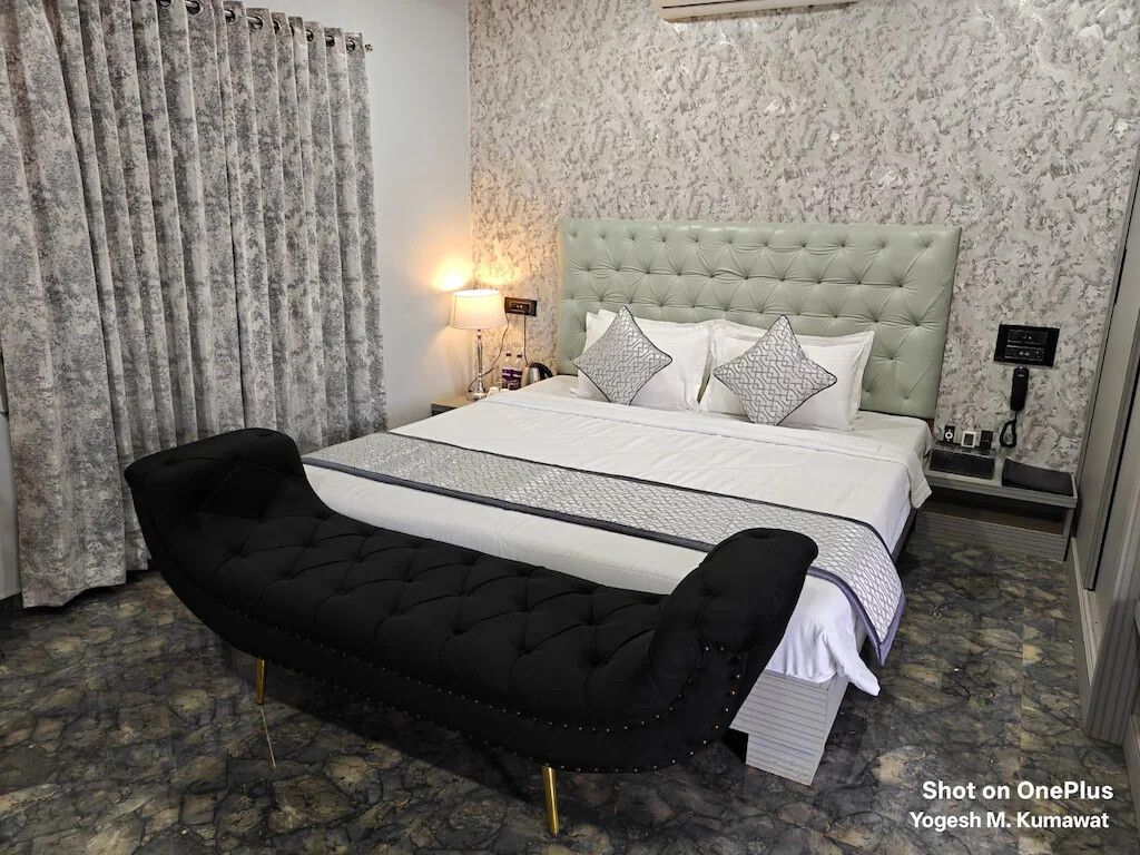 Premium Room with Private Sitout