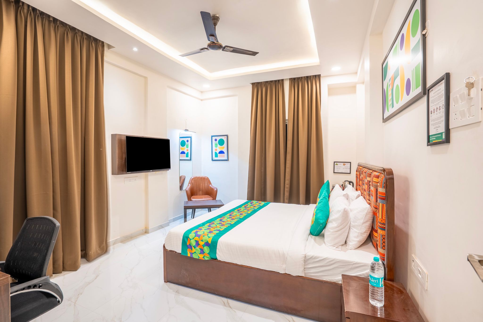 Treebo Parashar Max Standard room 8