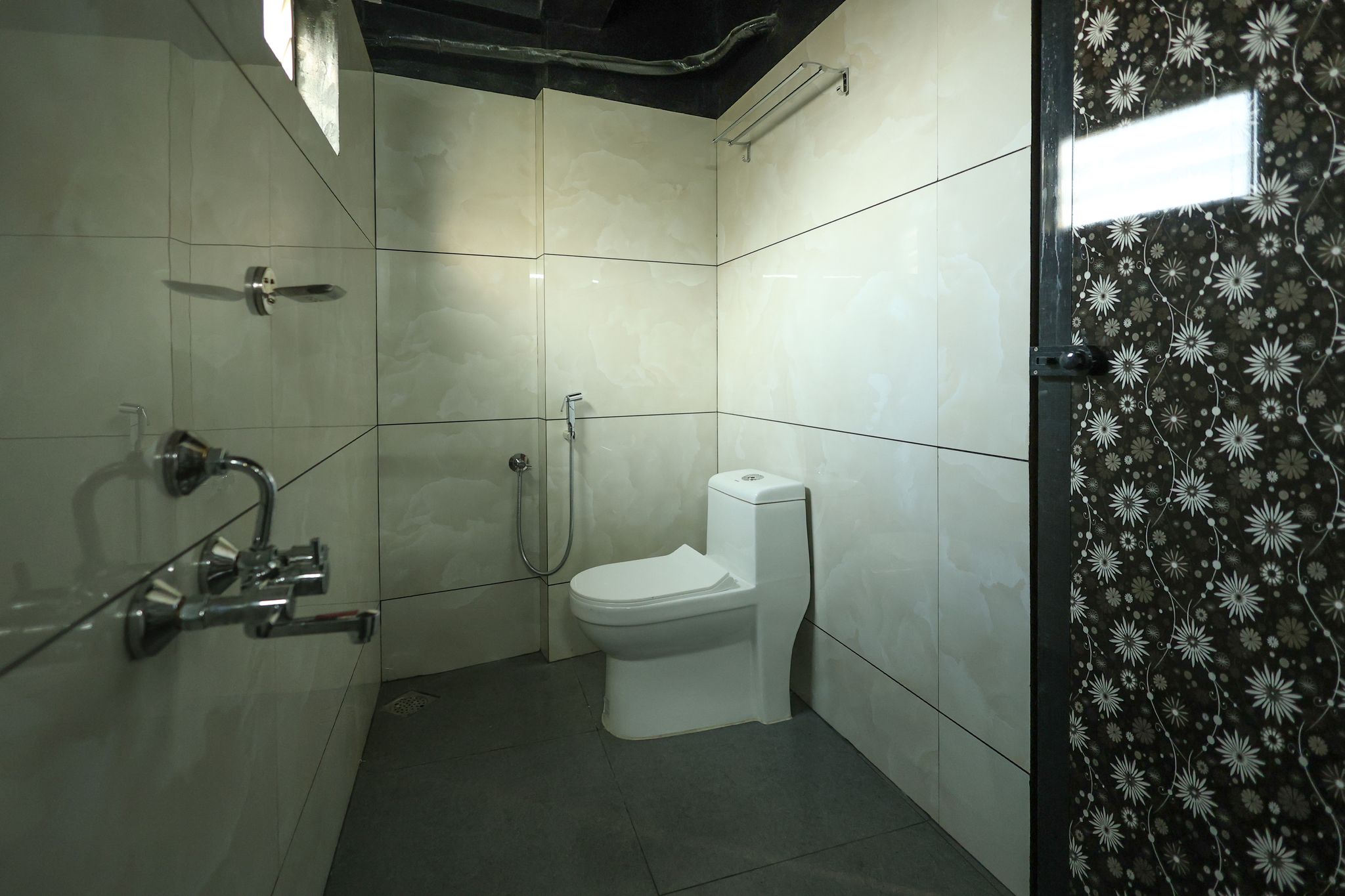 Premium King Room with Balcony