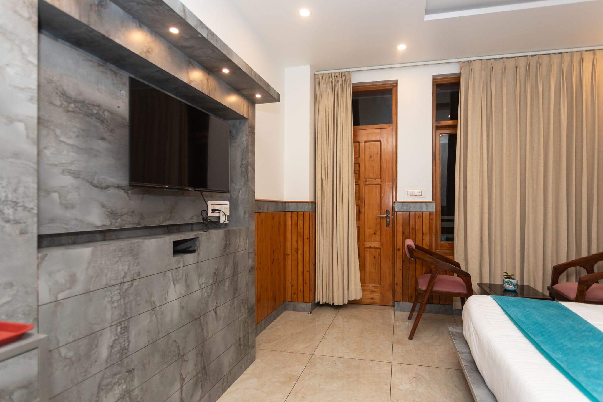 Classic Balcony Room