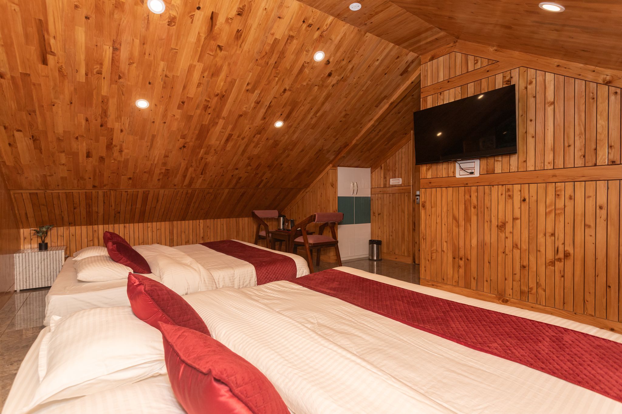 Family Wooden Suite with Terrace