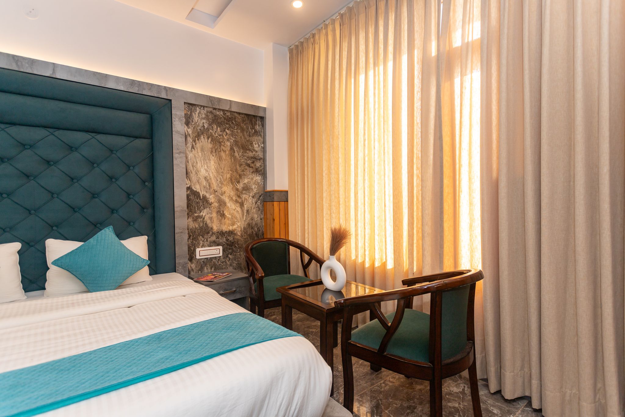 Tara Van - Best Mountain View Hotel in Dharamkot Deluxe Mountain View with Balcony 7