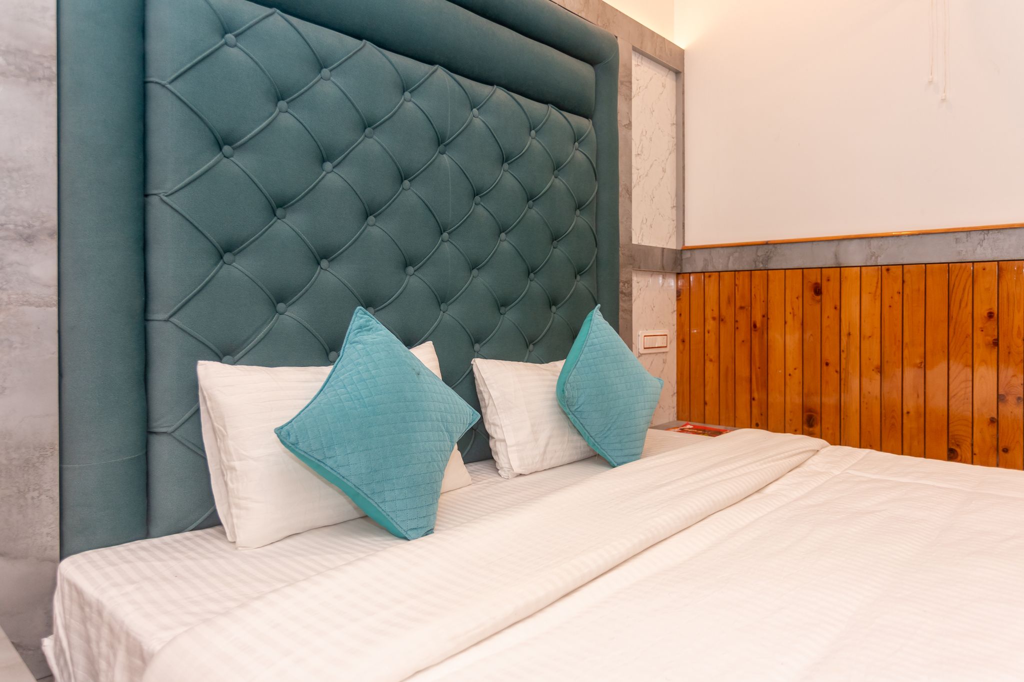 Classic Balcony Room