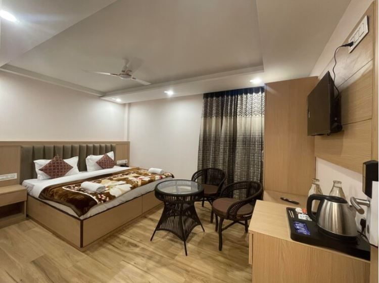 Hotel Budha Valley Deluxe Room 2