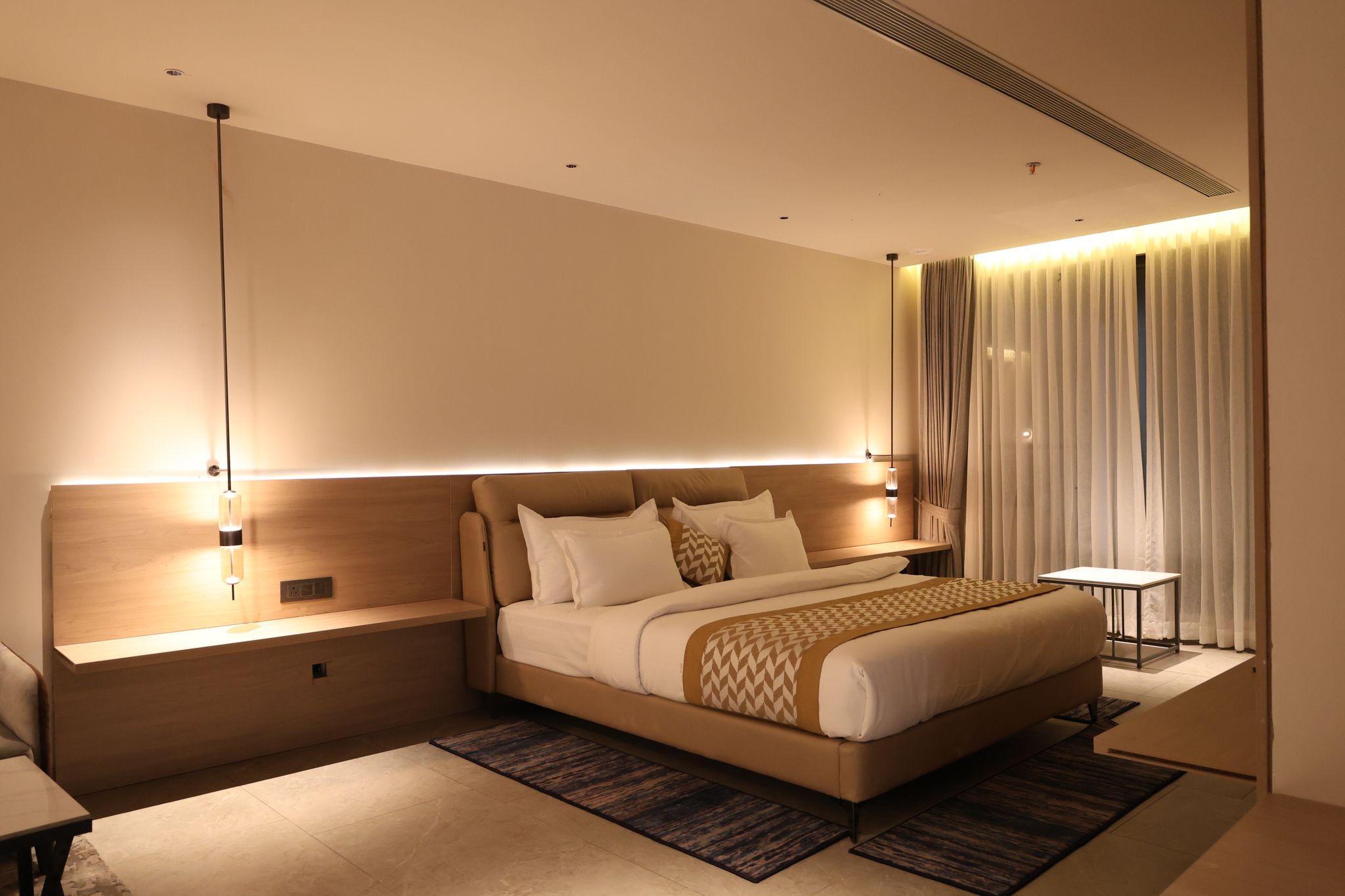 Le Parc Hotel & Banquets An Initiative by SHER-E-PUNJAB Deluxe Room 5