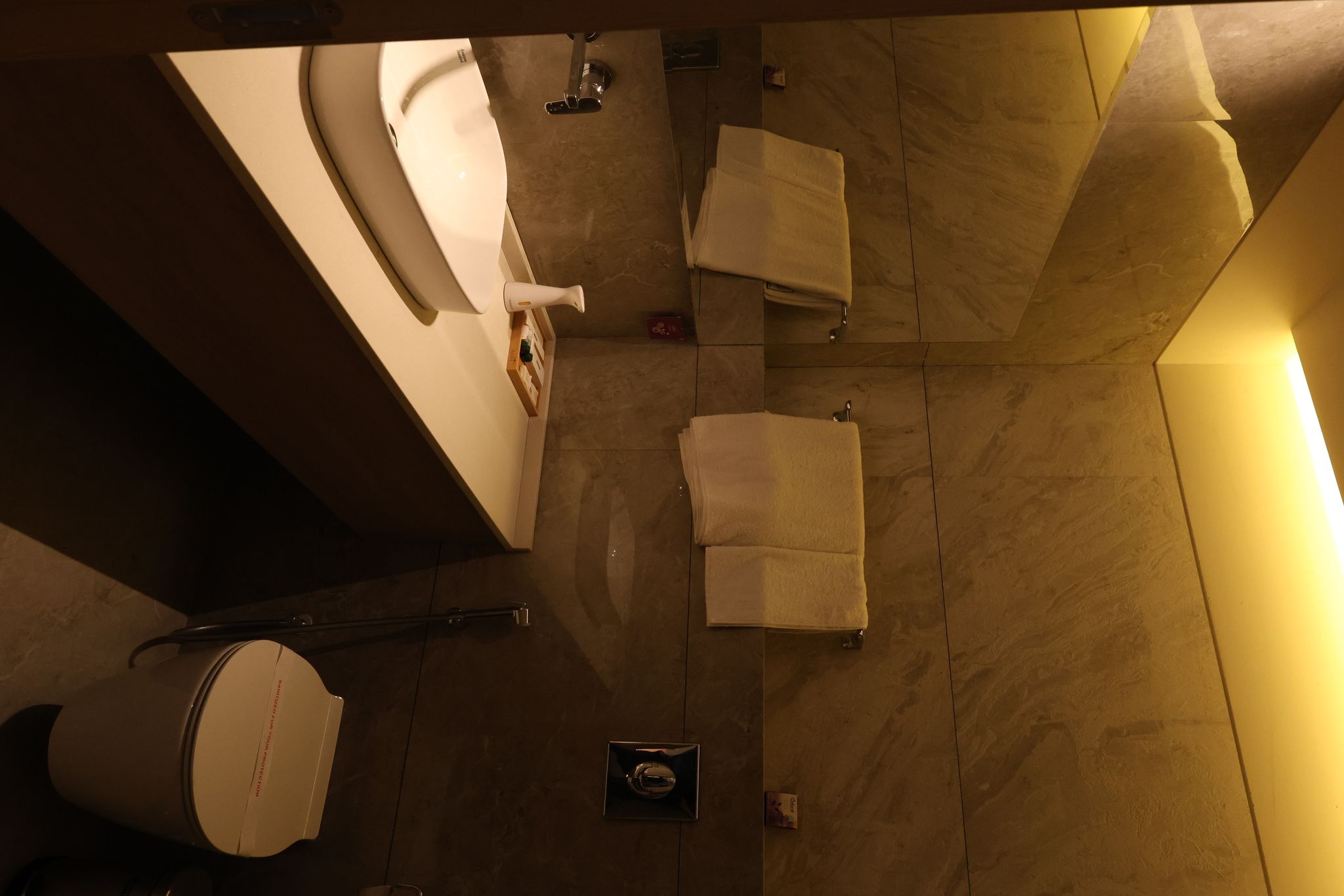 Le Parc Hotel & Banquets An Initiative by SHER-E-PUNJAB Deluxe Room 23