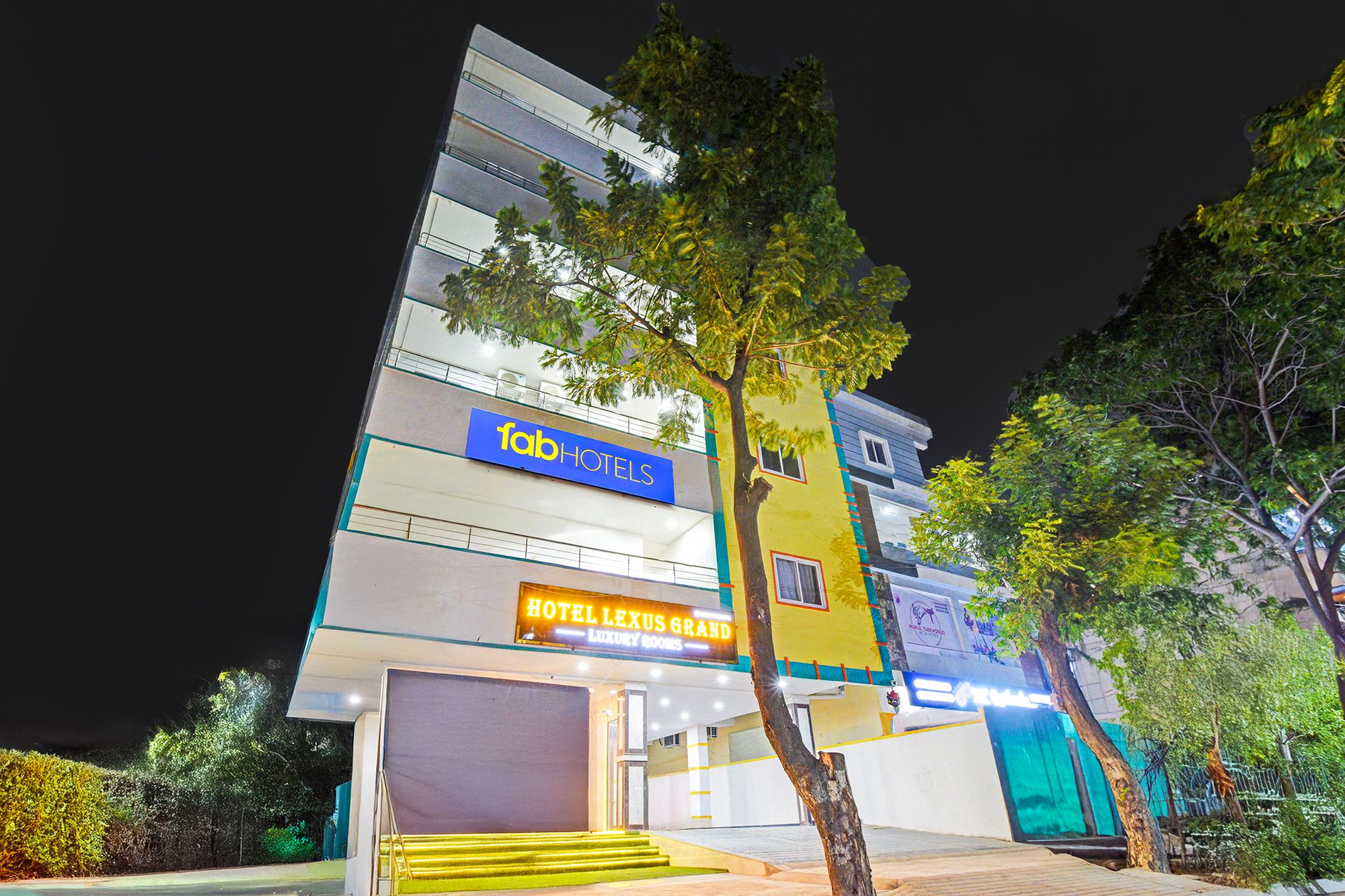 FabHotel Lexus Grand- Nr GSM Mall, Miyapur