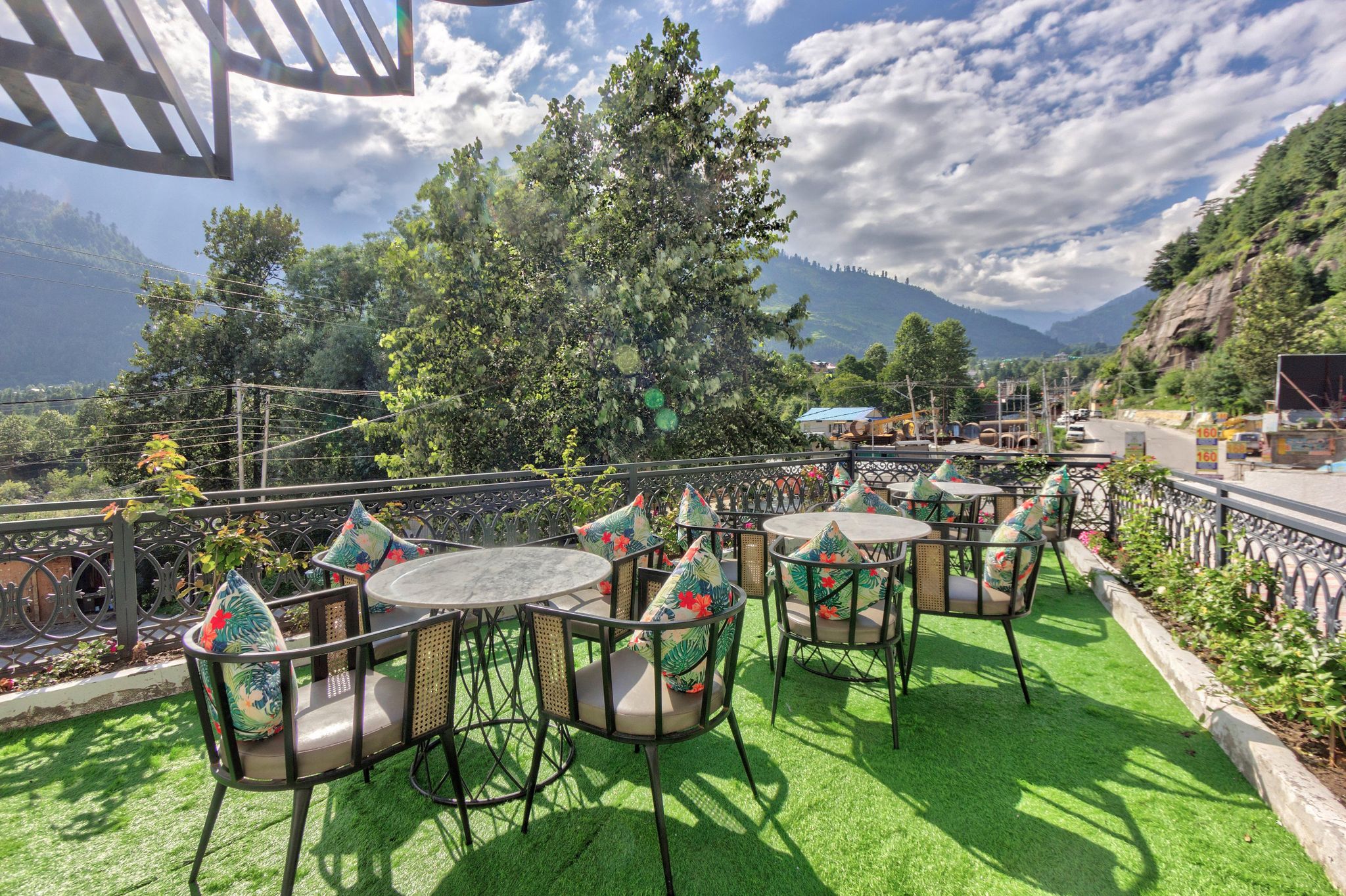 Hotel Ekaanth By Paradise Chateau Manali