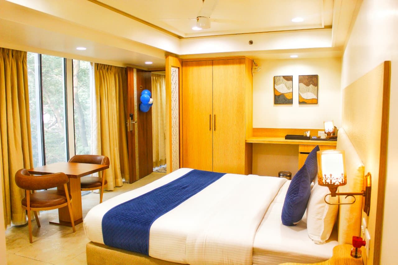 All Seasons Boutique Rooms Super Deluxe Room 3