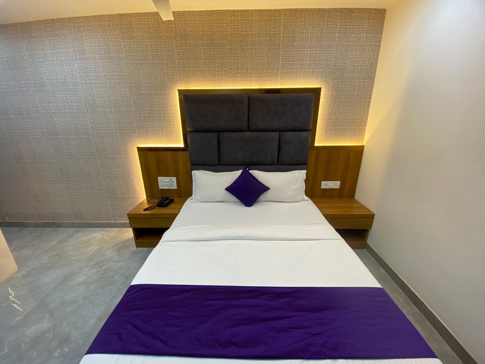 Hotel BKC Gold View Near Bandra Kurla Complex Standard Room 15