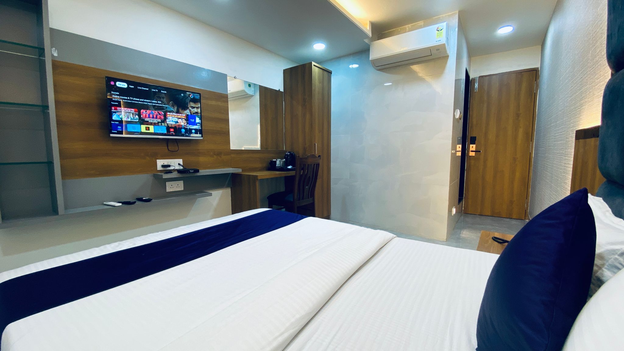 Hotel BKC Gold View Near Bandra Kurla Complex Standard Room 11