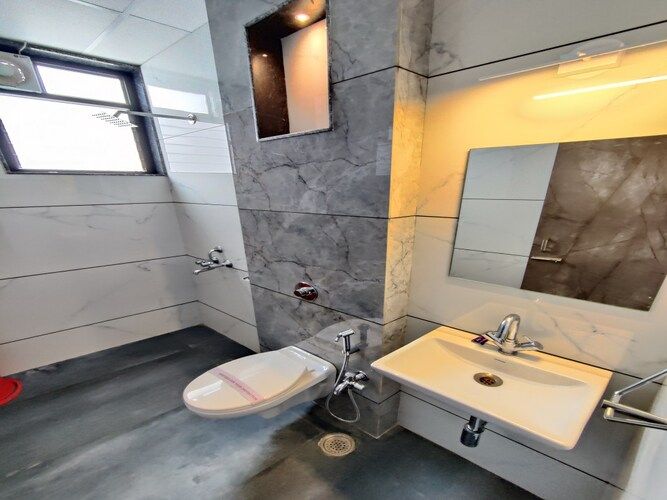 Hotel Ashirwad Superior Twin Bedded Room 4