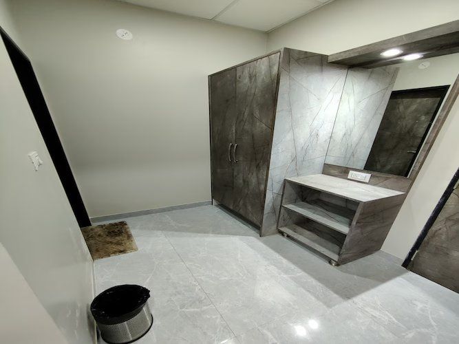 Hotel Ashirwad Deluxe Double Room 5