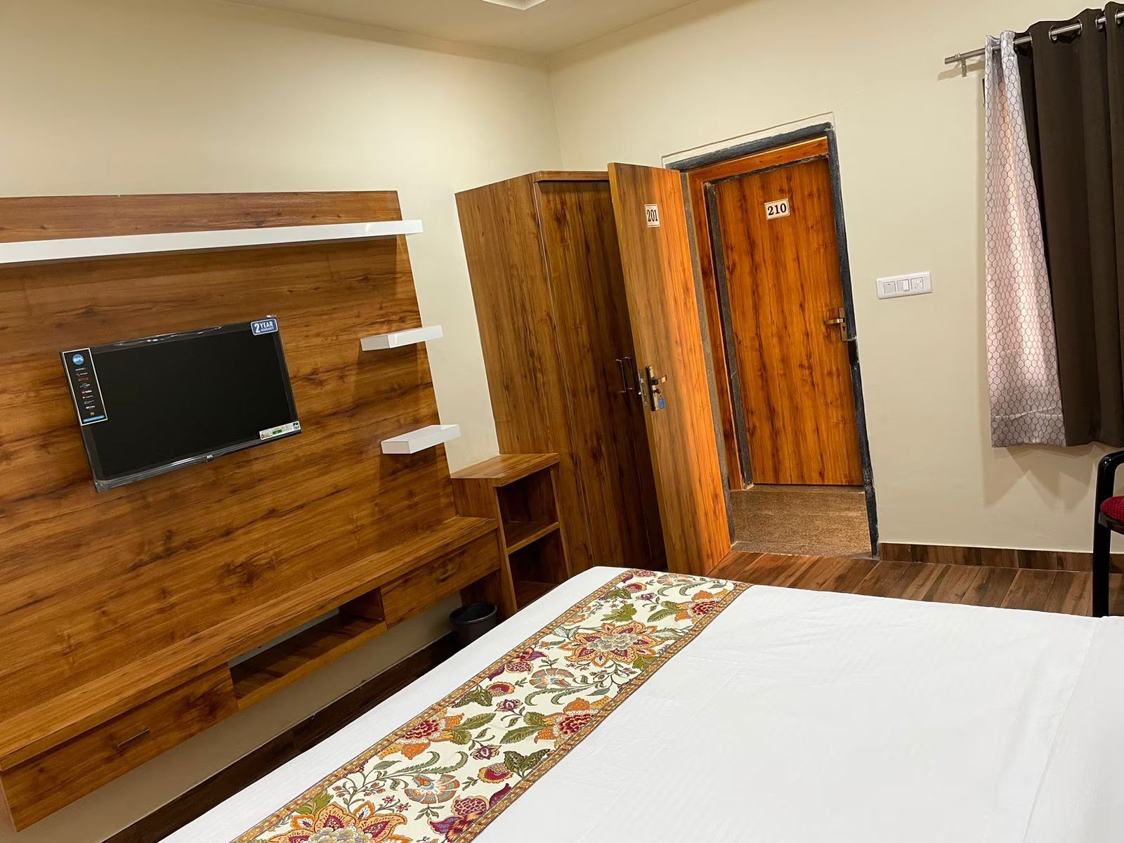 Standard Double bed Room