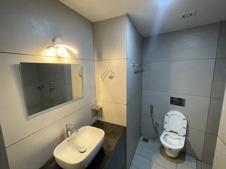 APEX RESIDENCY INN Standard Twin Bed Room with City View 4