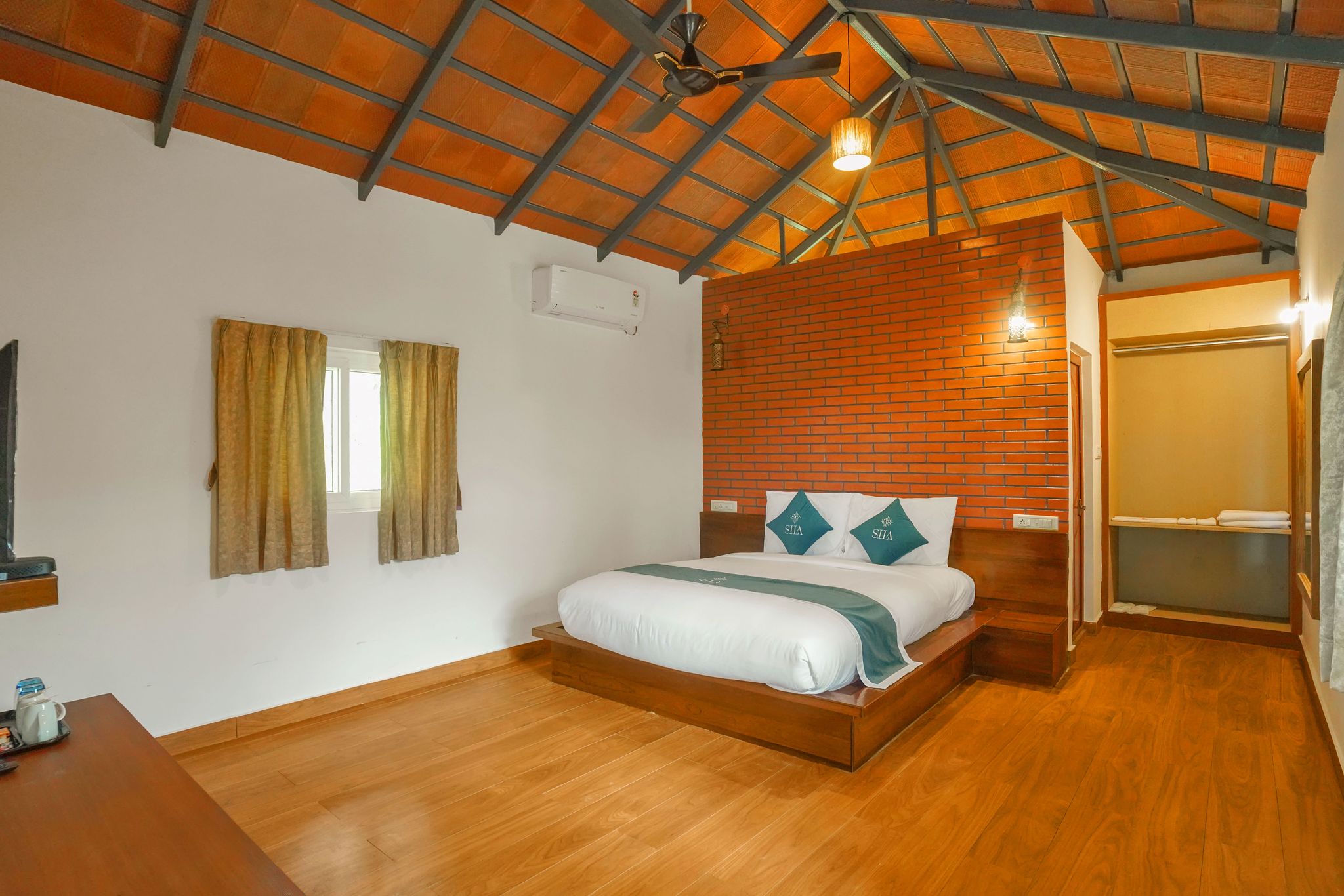  Sila Leisure - Mountain Majesty Garden cottage 3