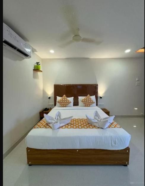 Saffron Signature Suite