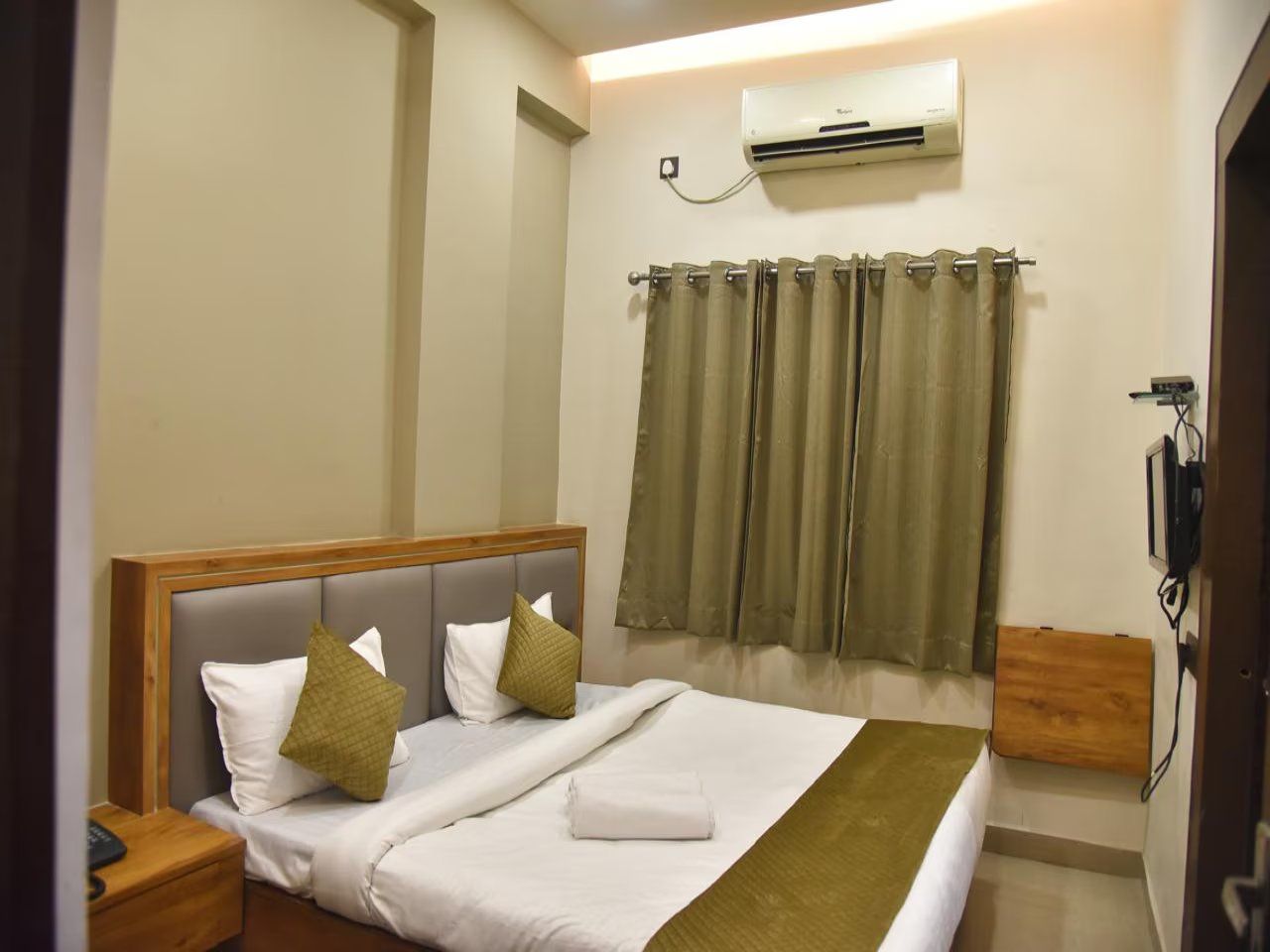Super Deluxe Room