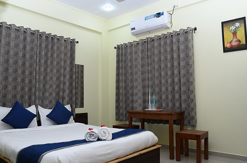 AC DELUXE ROOM