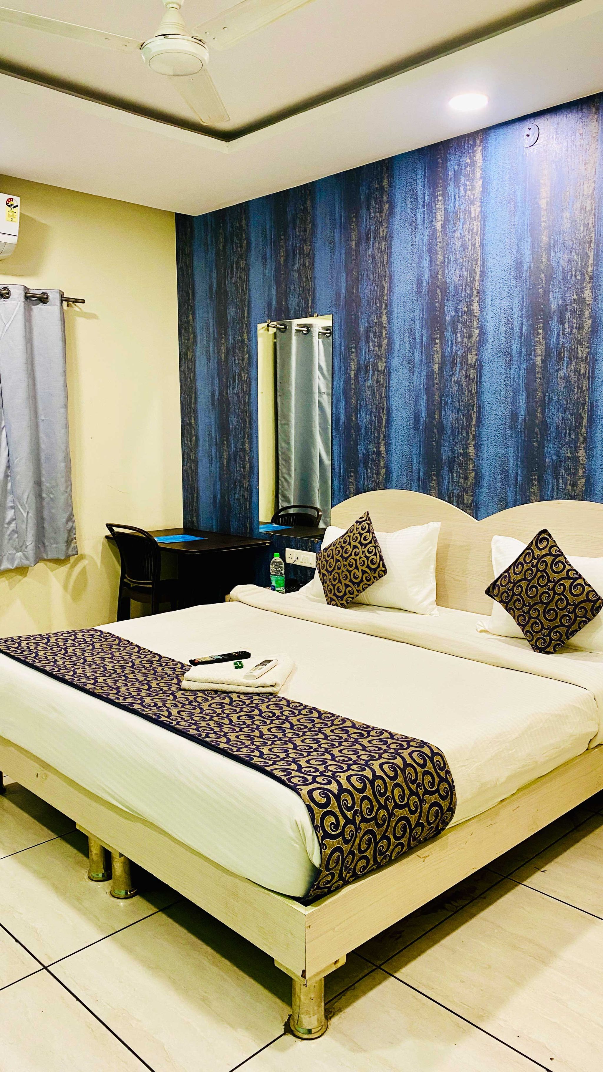 Hotel Ramaya Inn Deluxe Double Bed Room 2