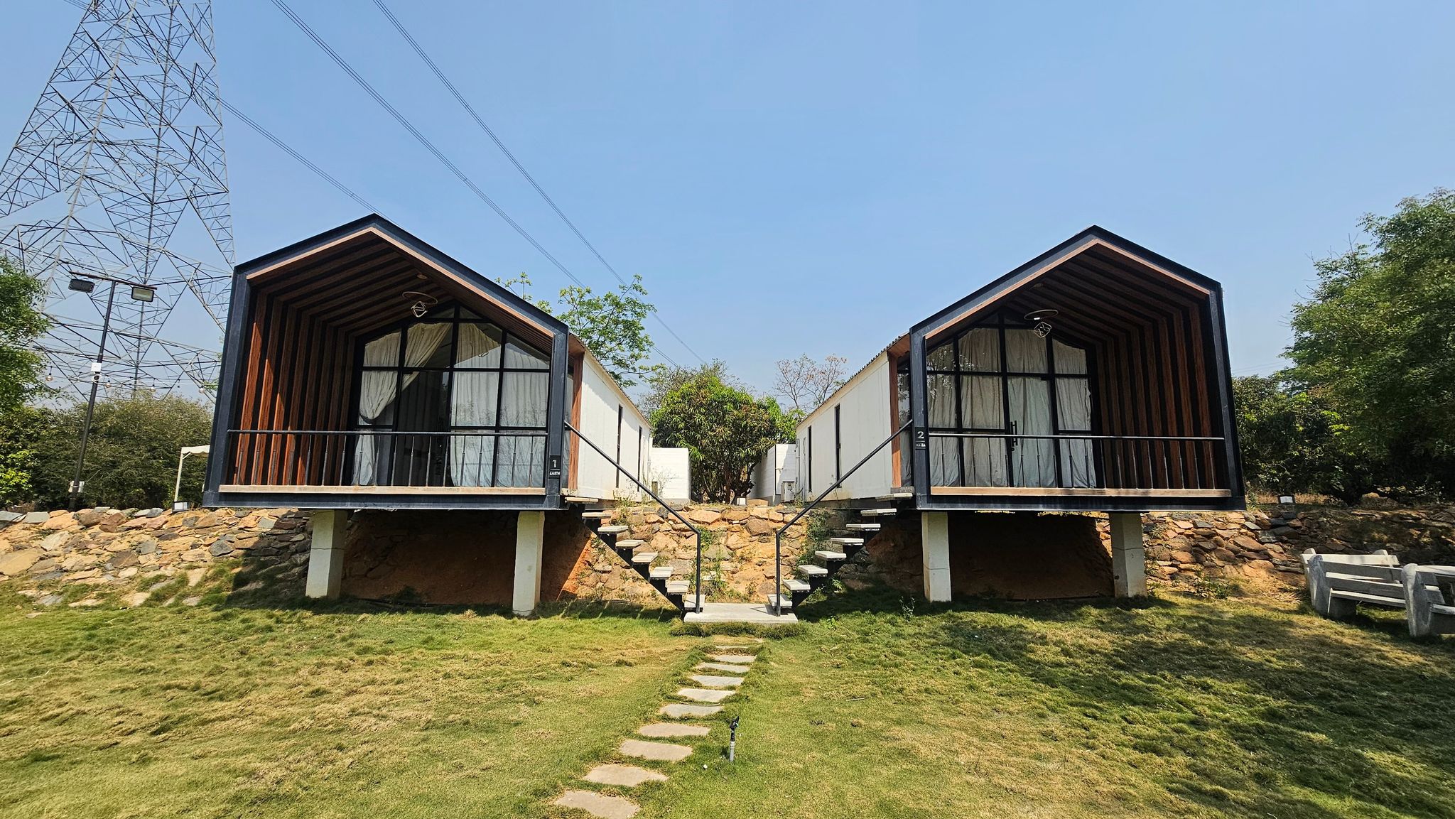 Aura Farms - Private Pool Cottages