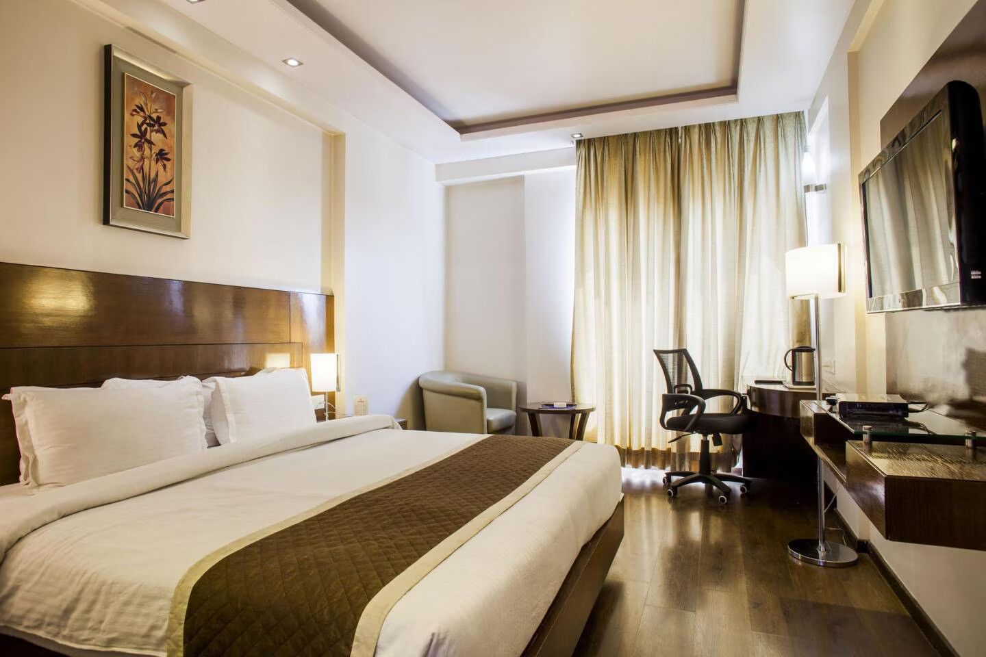 Hotel Royal Prabhu  Deluxe Room 8