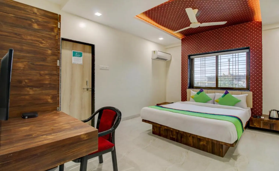 Standard AC Room with Breakfast