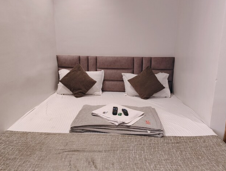 HOTEL PRAGATI INN Semi Deluxe Non Ac Room 2