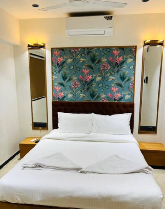 Deluxe Room with Balcony
