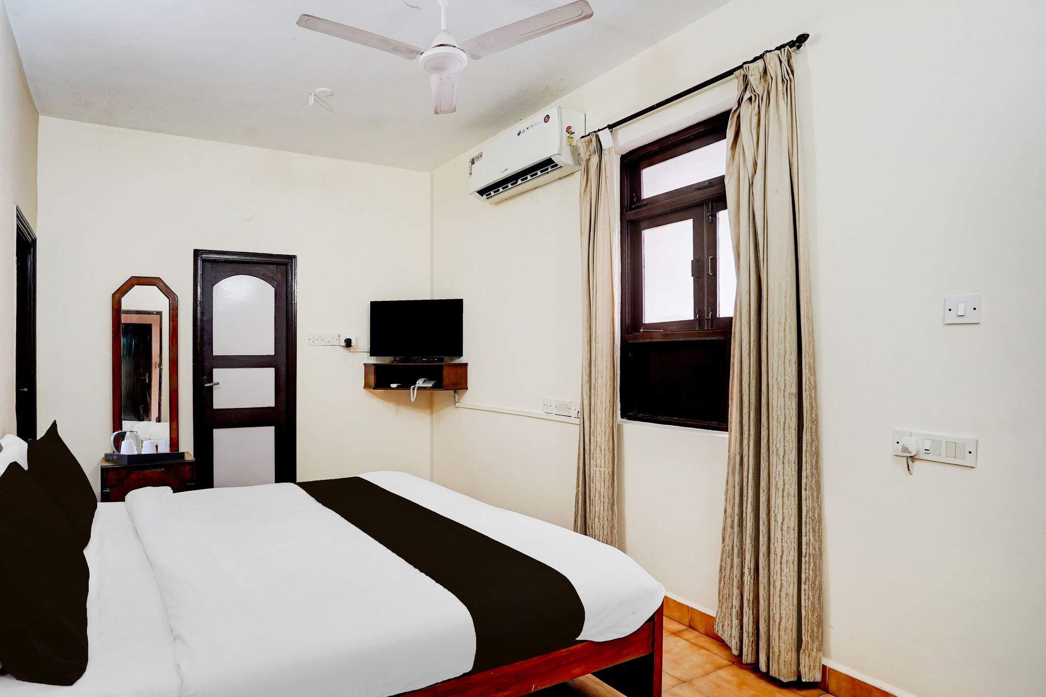 Super Townhouse Calangute Formerly Hotel Horizon Classic 6