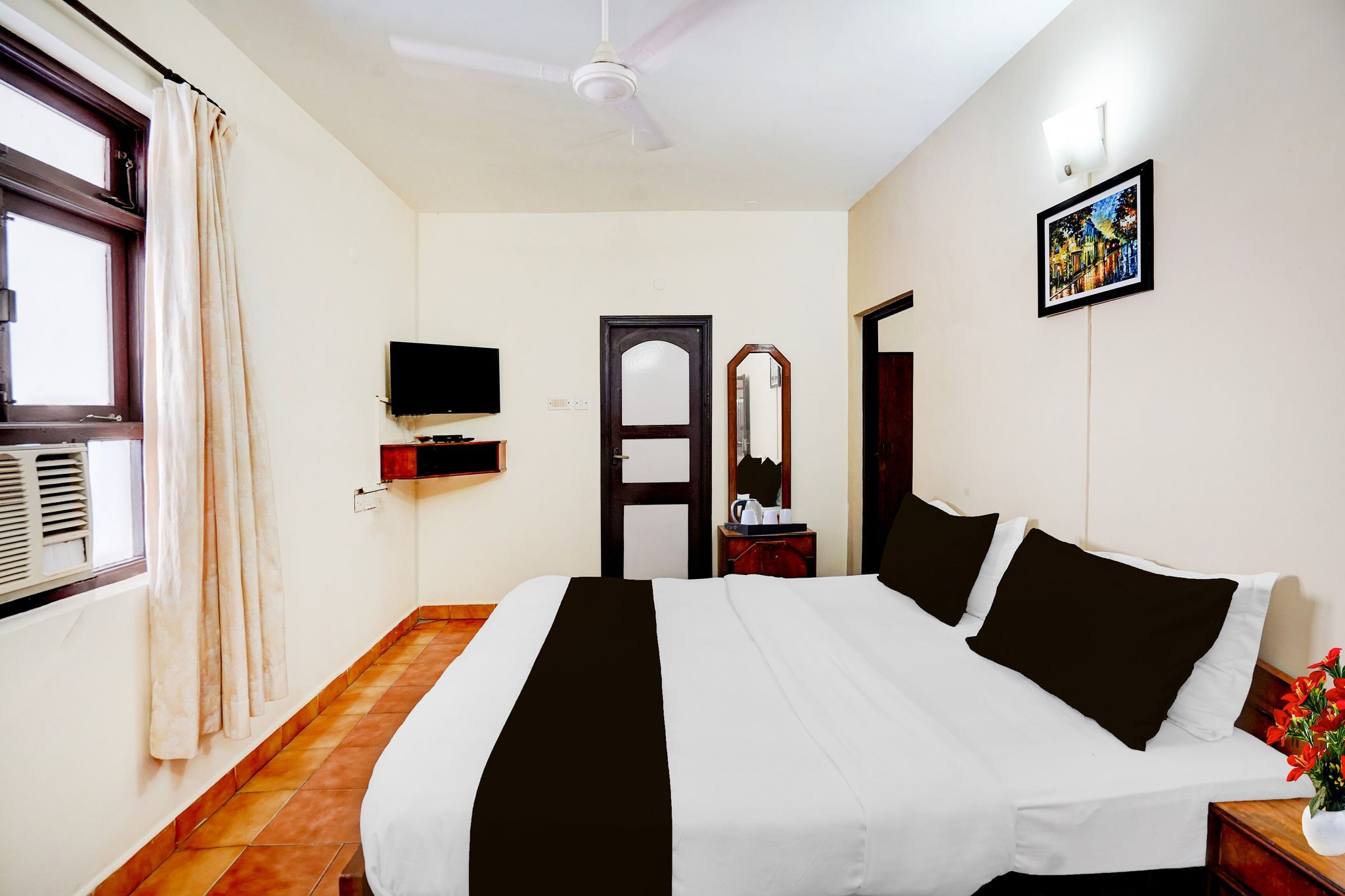 Super Townhouse Calangute Formerly Hotel Horizon Classic 7