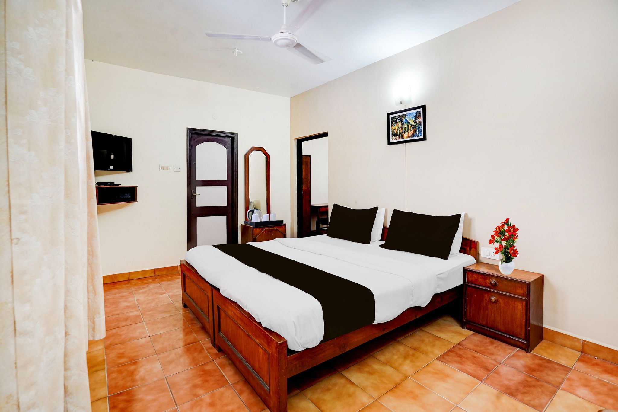 Super Townhouse Calangute Formerly Hotel Horizon Classic 5