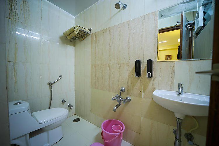 Hotel Shri Vithalesh - 10 Mtrs To Shrinathji Temple Triple Bed Room 4