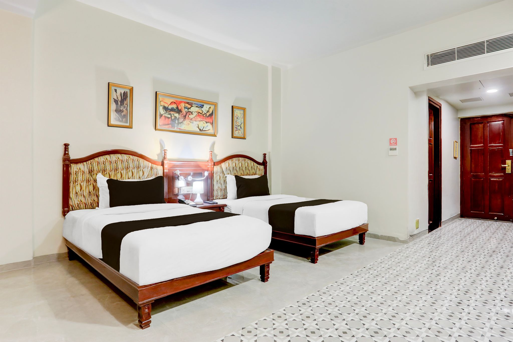 Palette Anand Formerly Hotel La Casa Inn Classic 3