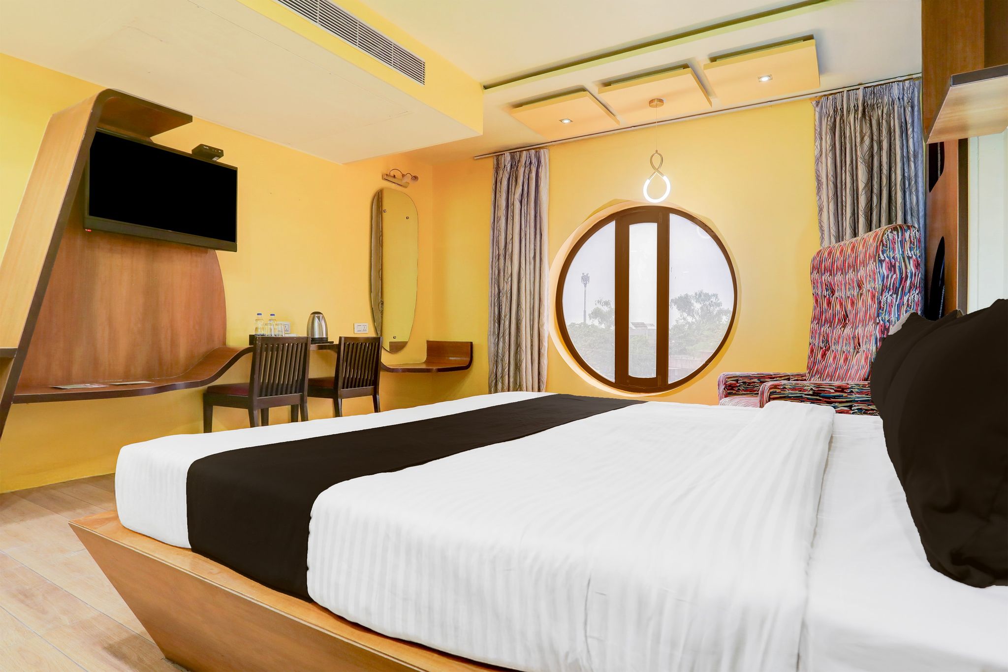 Palette Anand Formerly Hotel La Casa Inn Classic 11