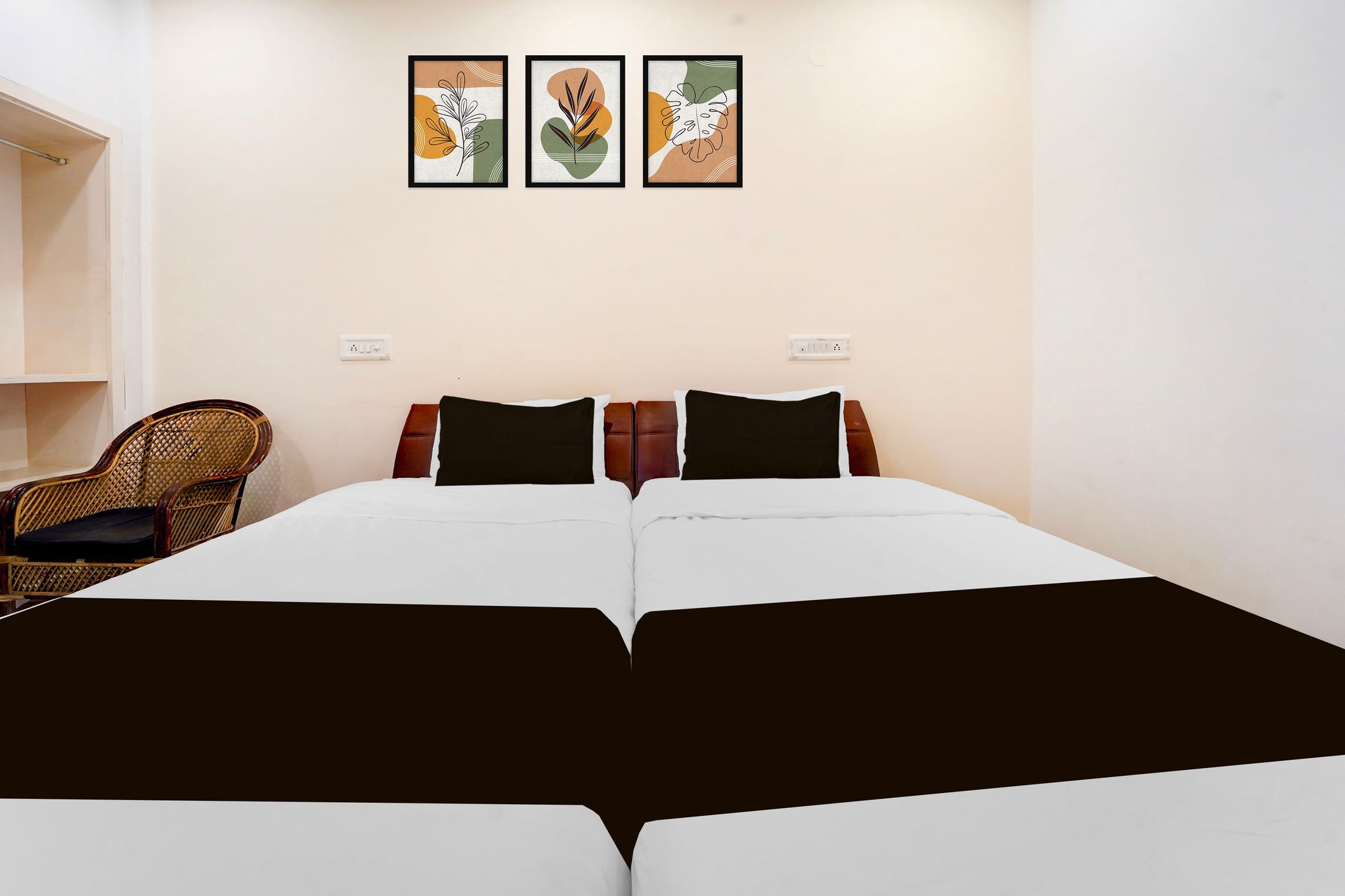 Townhouse Deshabhimani Road Kaloor Kochi Classic 12