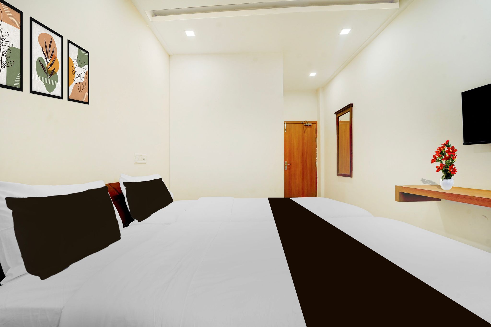 Townhouse Deshabhimani Road Kaloor Kochi Classic 5