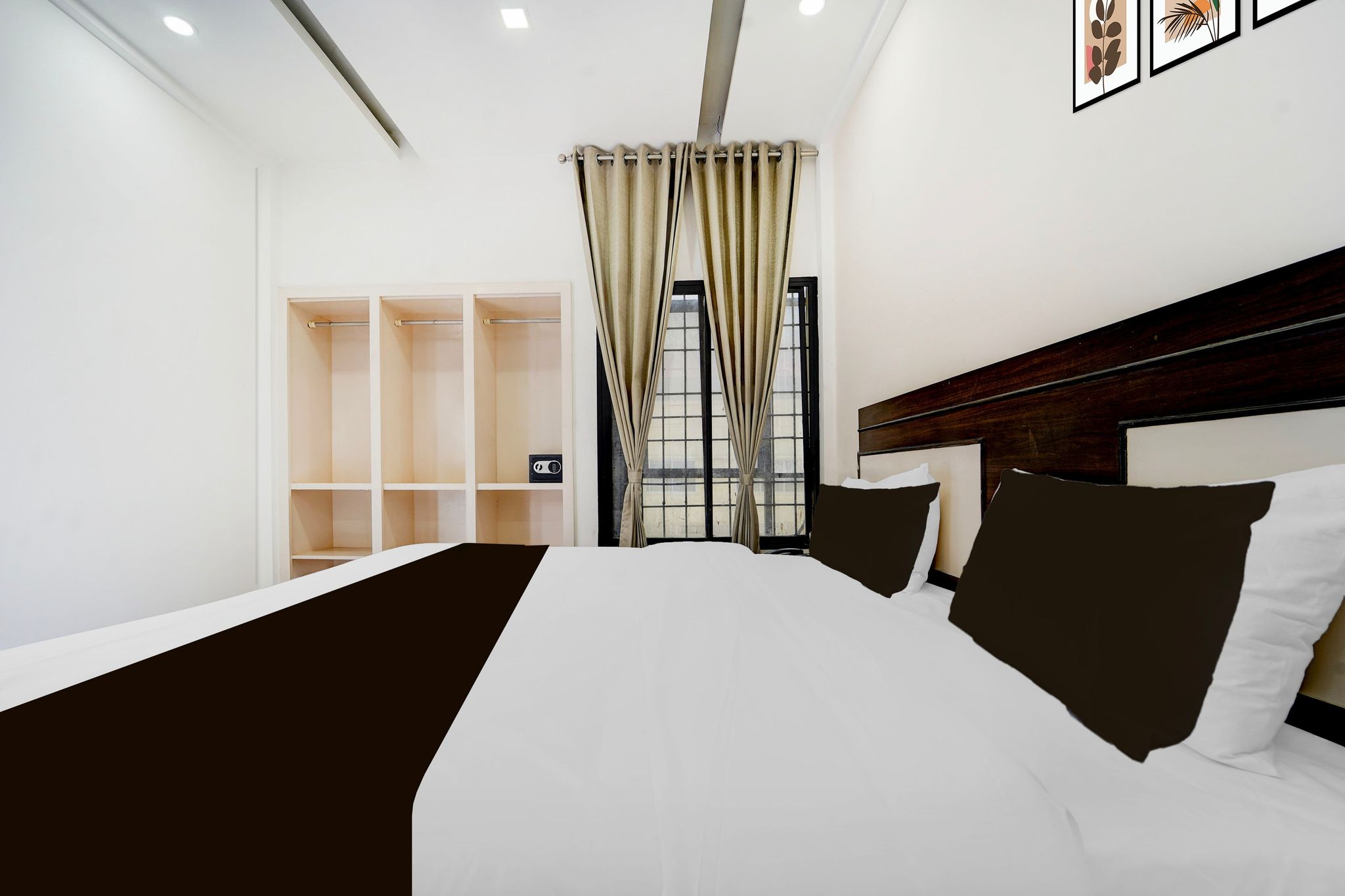 Townhouse Deshabhimani Road Kaloor Kochi Classic 11