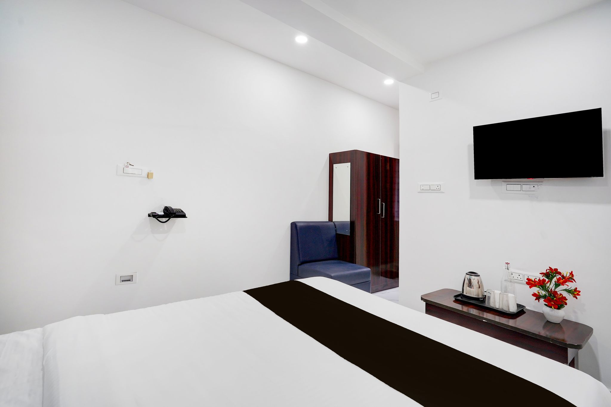 Super Townhouse Jeevan Bima Nagar Indranagar Classic 15