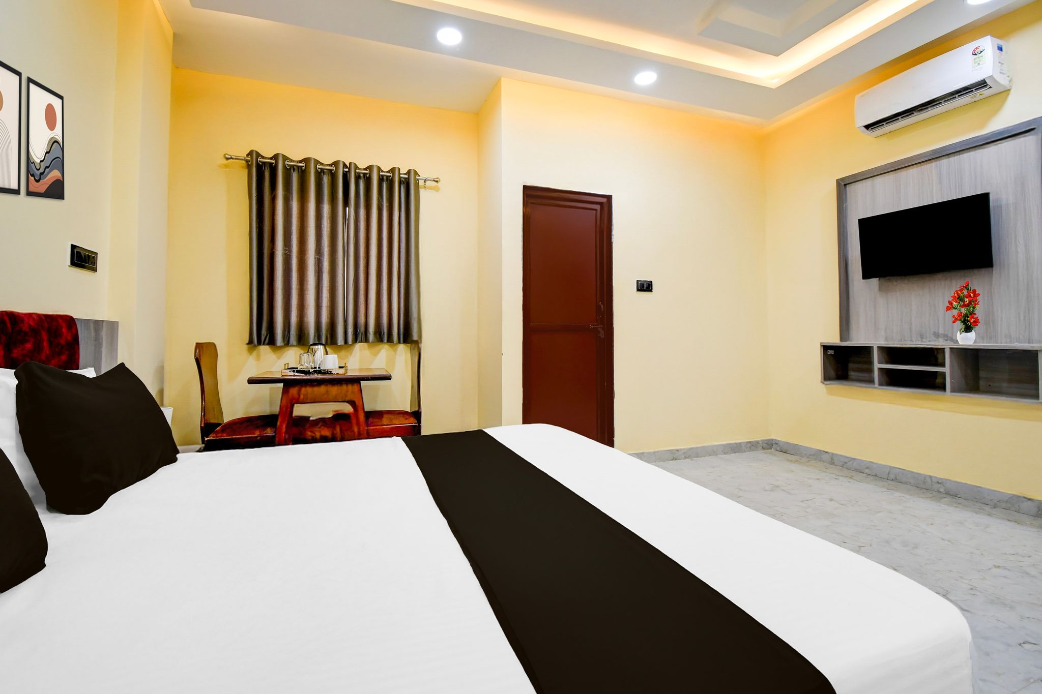 Super Townhouse Taramandal Near Sahara States Classic 11