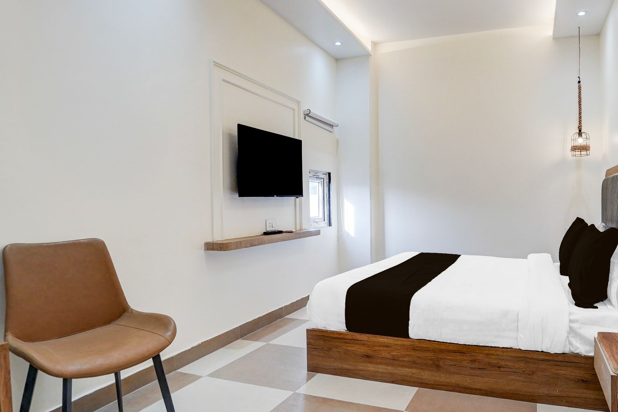 Super Townhouse Lahartara Railway Bridge Near Bus Stop Classic 12