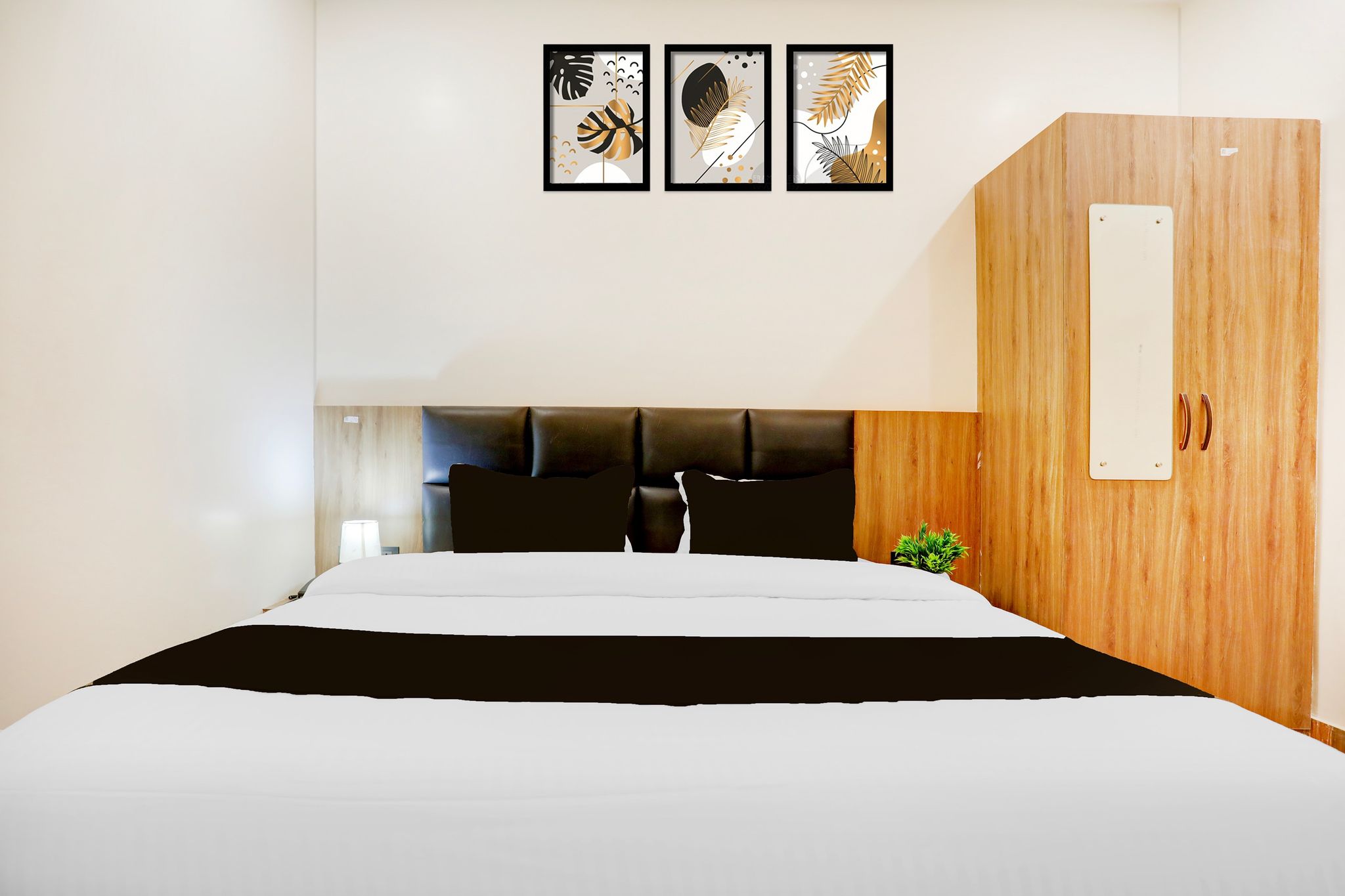 Super Townhouse Oak AIIMS Walmi Govindpur Classic 11