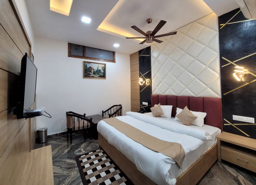 Hotel Silverbird Super Deluxe Room 3