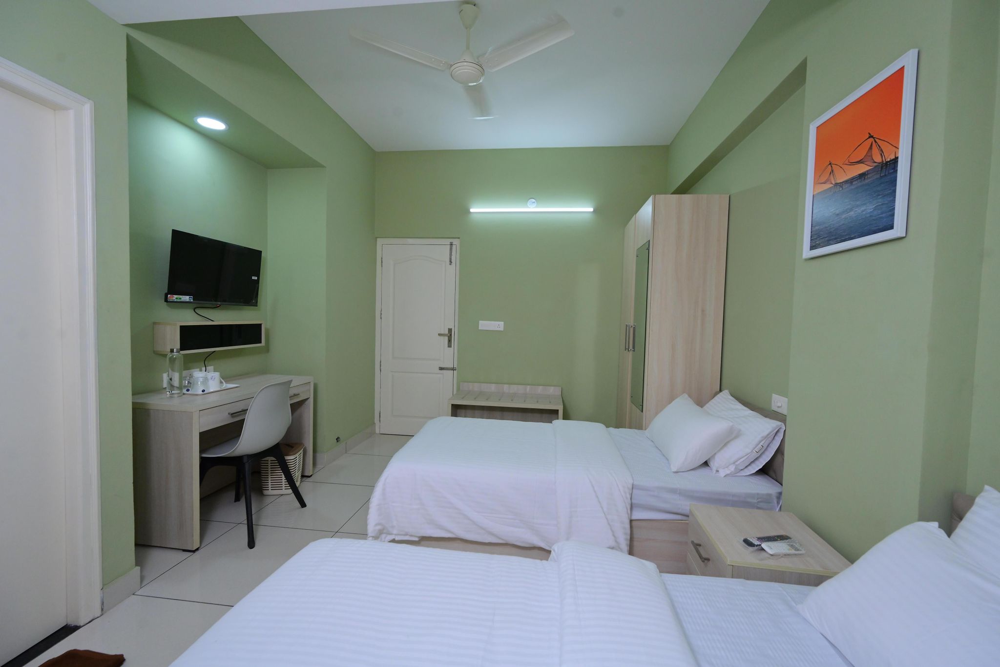 RG's THE 4th RESIDENCY Standard Double 5