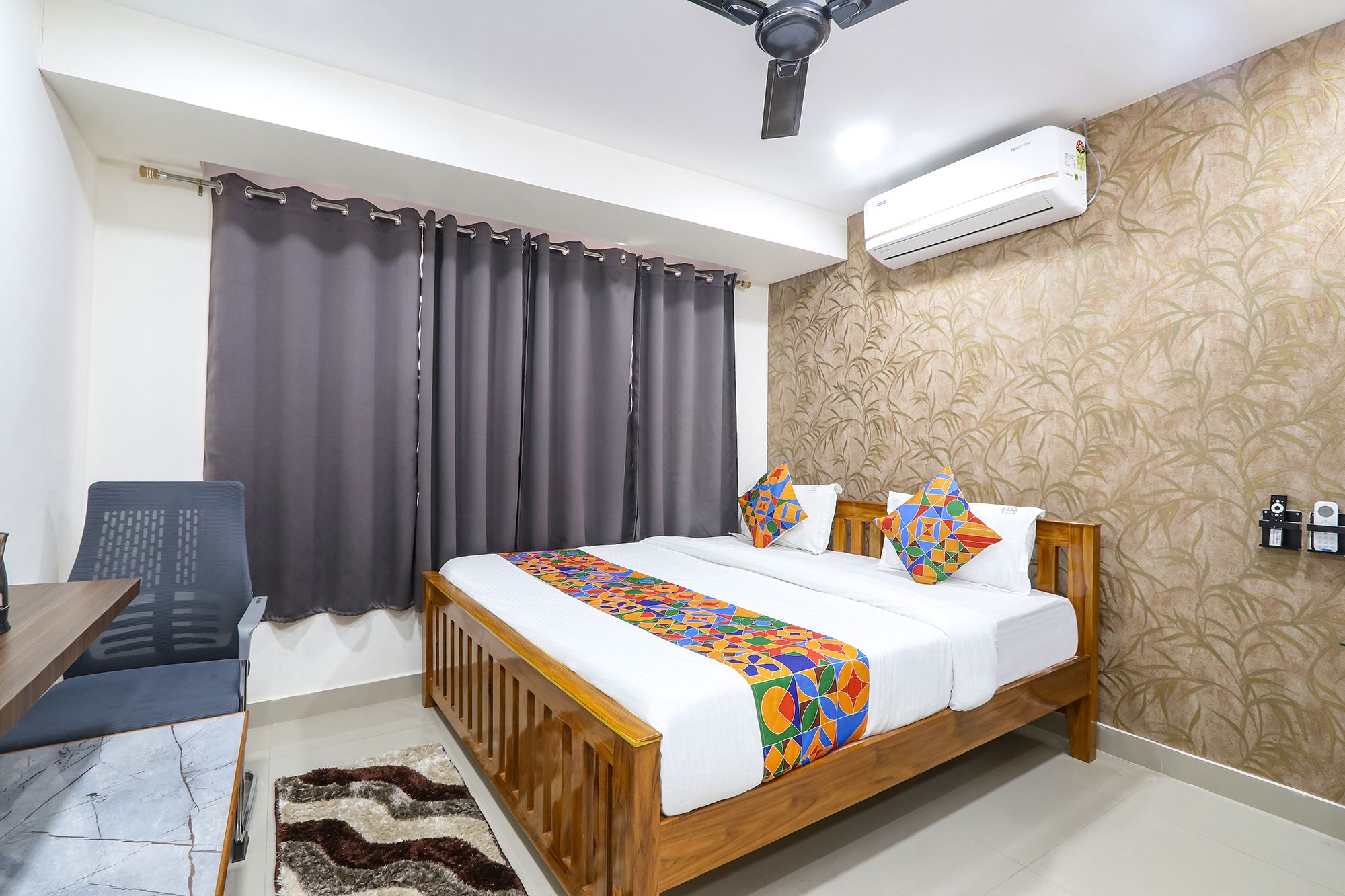 Deluxe Room With Smoking