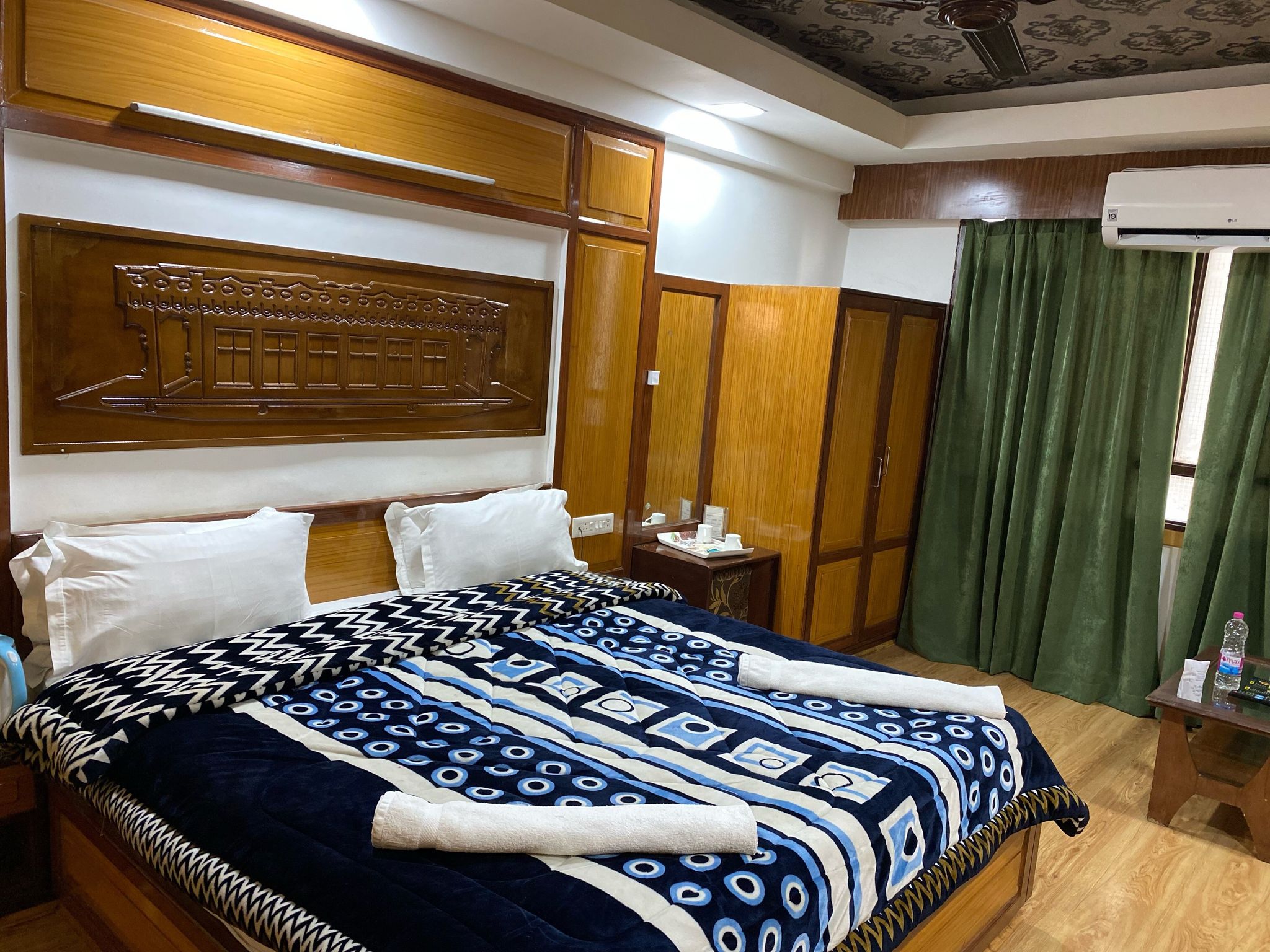 Opera Inn Deluxe Room