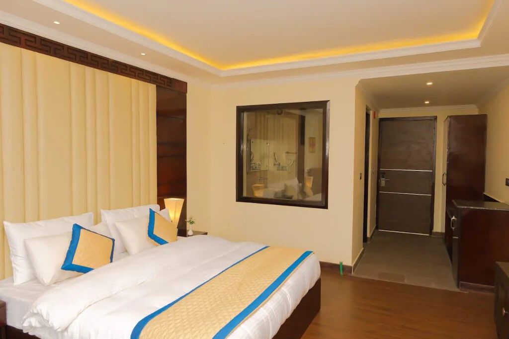 The Presidency Ladakh Super Deluxe Room 2