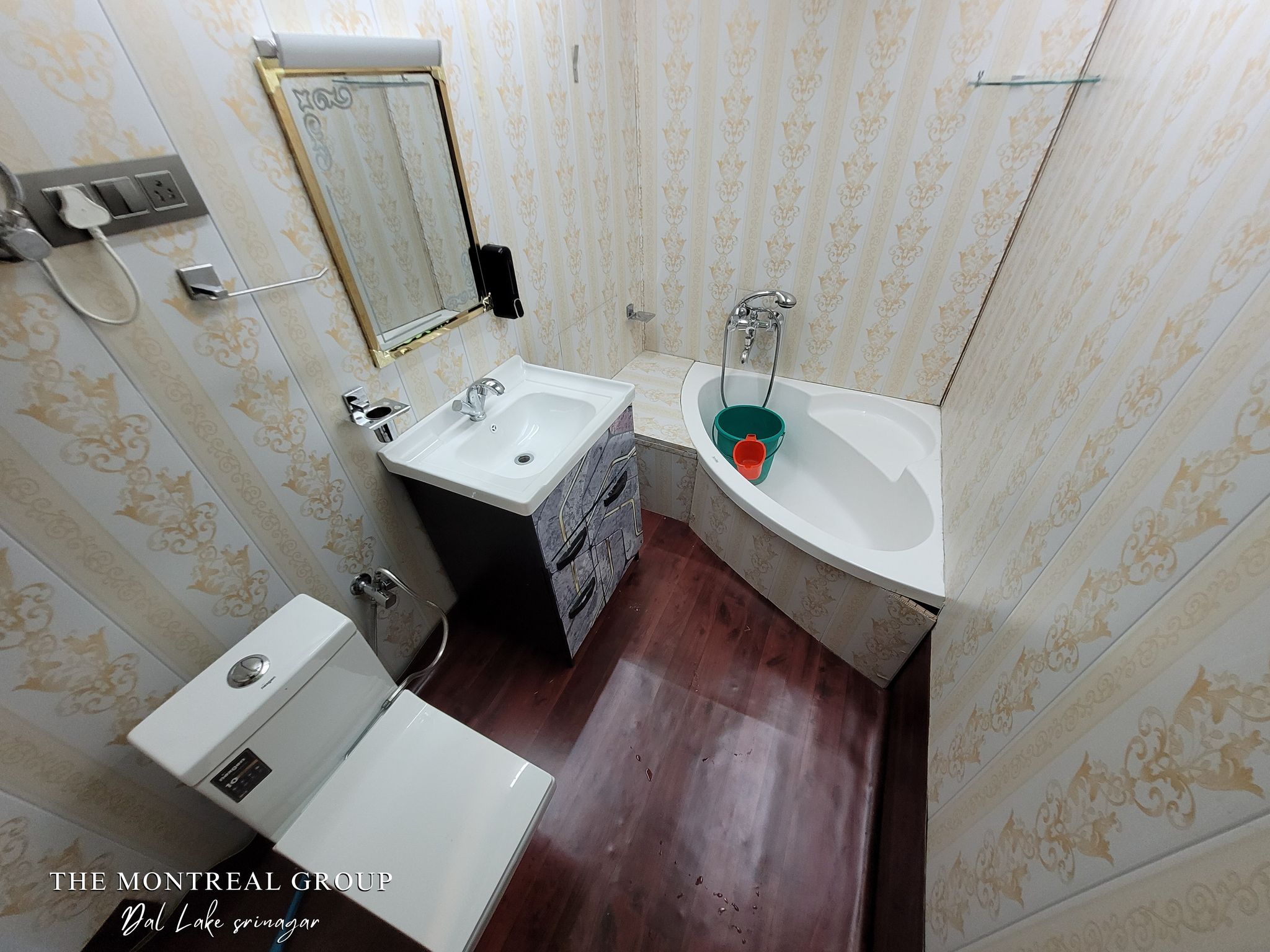 Montreal group of Houseboats Super Deluxe Room Non AC-Free WiFi 11