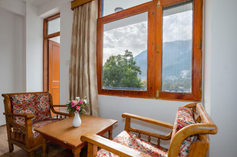 Super Deluxe Room (With Private Balcony)