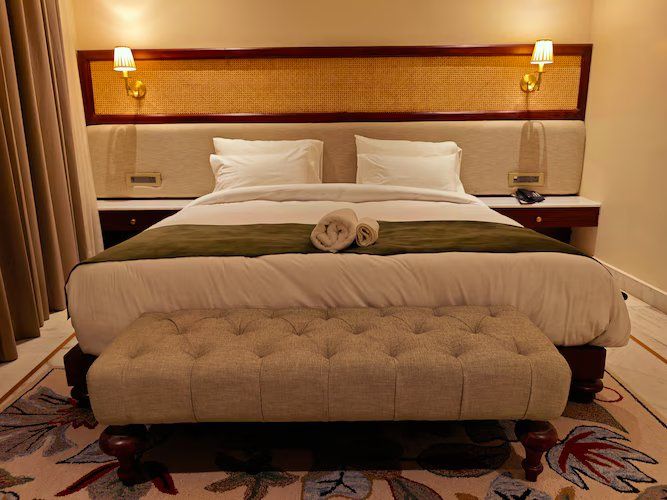 Deluxe Suite Room Non Ganga View